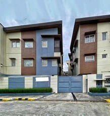 Townhouse For Sale In Diliman, Quezon City