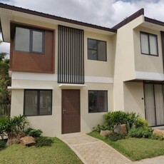 Townhouse For Sale In Santiago, General Trias