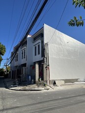 Townhouse For Sale In Talon Kuatro, Las Pinas
