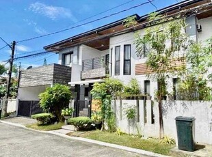 Villa For Sale In B.f. Homes, Paranaque