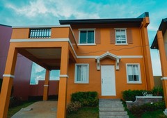 3 br house with balcony and carport in alijis, camella homes