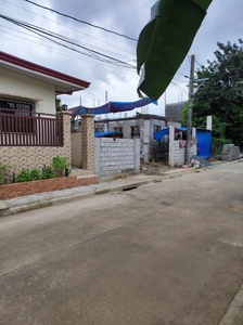 2 Room, Kitchen 2 Bathroom in Country Homes Cainta