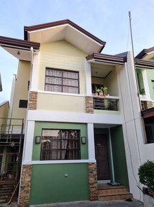 4 bedroom 2 Storey Pre - owned House
