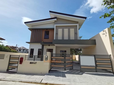 Elegant Modern House For Sale in Imus Cavite