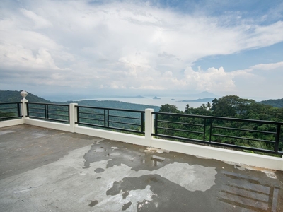 For sale 10 Bedroom House with spectacular Taal Lake view at Tagaytay