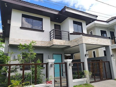 For Sale 3-BR Modern House in South Forbes Villas, Silang - Near Nuvali Sign