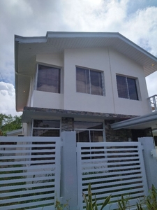 For Sale 5 Bedrooms House in Patutong Malaki South, Tagaytay City