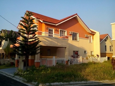 Modern and Spacious 4 bedrooms single detached house and lot in - Cavite
