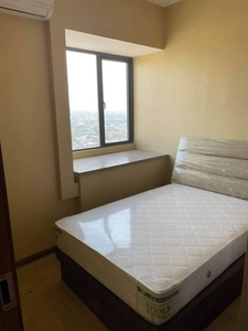 Resale 2 bedroom unit in Quezon City