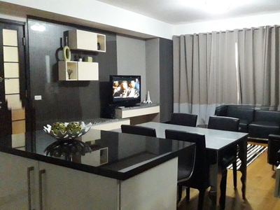 Rush for Sale: 1BR at One Serendra East Tower 89 m2