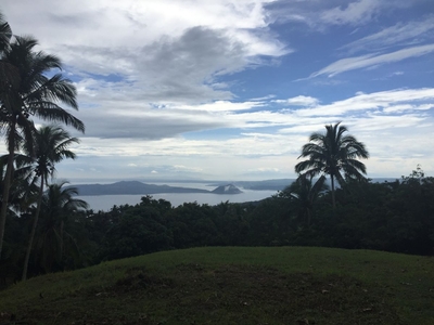 Tagaytay Property for Sale with Taal Lake View