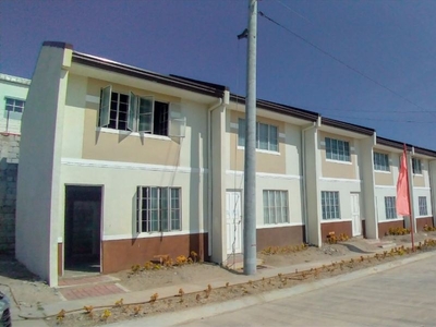 The Ridge Apec Homes Mexico, Pampanga (RFO) 2 BR Townhouse for sale