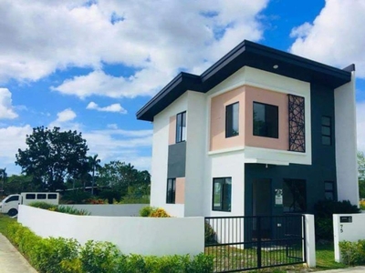 Unna Single Attached House & Lot For Sale in Governor's Drive, Tanza, Cavite