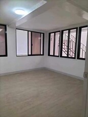 San Antonio, Makati, Townhouse For Rent