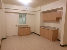 2 BR with balcony and 1 T/B