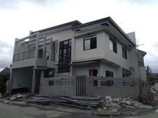 House and lot for sale bf resort las pinas