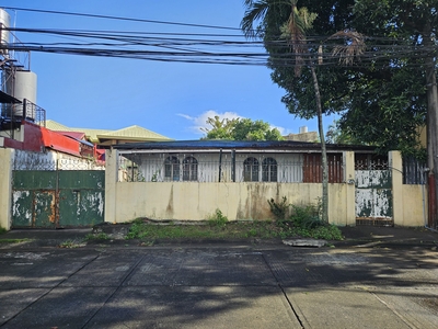 Selling Below Zonal Value, Bungalow for Sale in BF Homes Paranaque