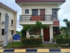 Spacious 3Bedroom House and Lot in Naic Cavite