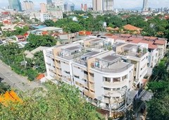 For sale 4 story building in Bangkal, Makati City