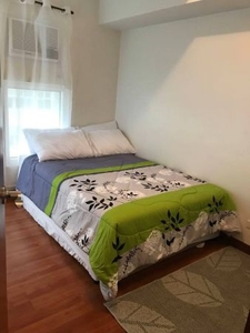 1 Br Apartment W/Balcony (Furnished) In Chino Roces Makati