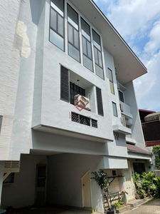 Apartment For Sale In Mariana, Quezon City