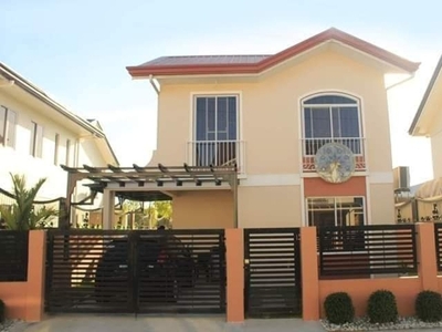 House For Rent In Macabacle, Bacolor