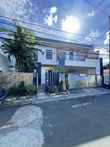 House For Sale In Las Pinas, Metro Manila