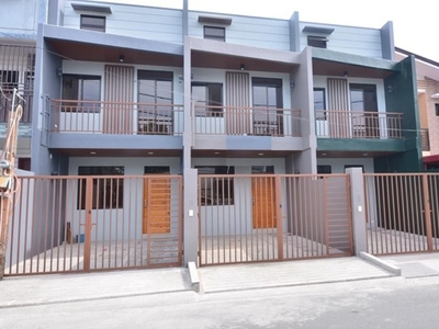 Townhouse For Sale In Talon Kuatro, Las Pinas