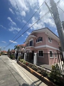 House For Sale In Hoyo, Silang