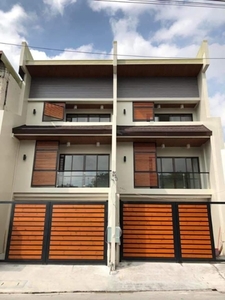 Townhouse For Sale In Addition Hills, Mandaluyong