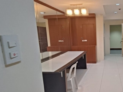 1BR 44SQM Condo Skyway Twin Tower Condominium for Sale Lease Rent near Ortigas Center Estancia Capital Common Capitol 1 BR One Bedroom on Carousell