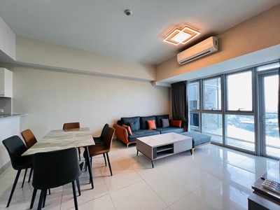 3 bedroom for RENT at BGC Uptown Parksuites tower 2 on Carousell
