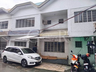 443C Pre-Owned 1- Car Townhouse For Sale in Sta. Mesa Heights on Carousell