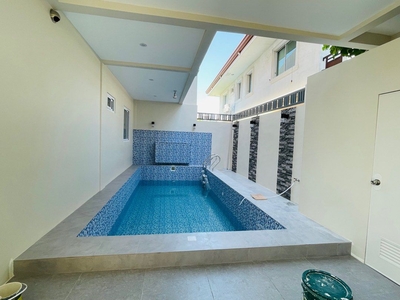 7 Bedroom For Sale house and lot with Pool in Greenwoods Exec Vill Pasig on Carousell
