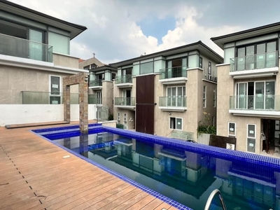 99.9M - 5 Bedroom Private Villa in New Manila for Sale on Carousell