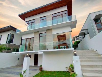Brand New House with Swimming Pool in Alabang Hills