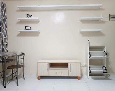Condo for rent in Kapitolyo Pasig City near BGC