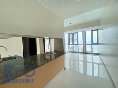 Eastwood Global Plaza: Executive 1 Bedroom Condo for sale in Eastwood Quezon City on Carousell