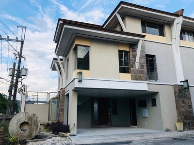 For Rent: 3-Storey House & Lot in Valle Verde 7