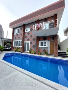 For Rent 5BR House with Swimming Pool in Angeles City Pampanga Near Clark on Carousell