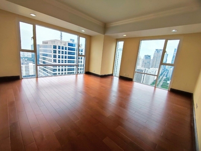 For Rent Discovery Primea Makati 4 Bedroom Condo on Carousell