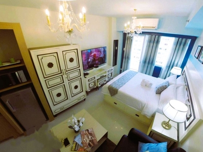 FOR SALE!! 1-BEDROOM with Balcony in Pasay on Carousell