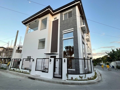 For Sale 6 Bedroom House and lot in Greenwoods Exec Vill Pasig on Carousell
