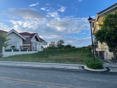 For sale Ayala Westgrove heights prime elevated lot along main road near nuvali mamplasan lanewood hills on Carousell
