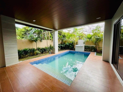 For Sale house with Pool in Greenwoods Exec Vill Pasig on Carousell