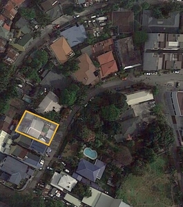 FOR SALE LOT WITH OLD HOUSE IN HEROES HILL SUBDIVISION NEAR FISHERMALL QUEZON CITY on Carousell