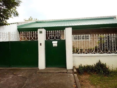 House and Lot 4 sale on Carousell