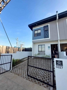House and Lot for Sale in Laguna by Phirst Park Homes on Carousell