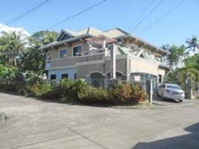 house and lot for sale in marmaine ville subd. on Carousell