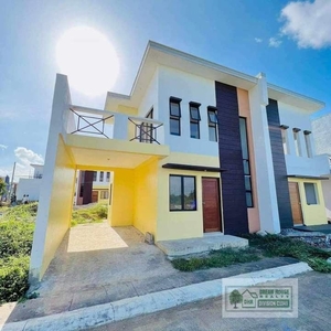 Looking for Single Attached Townhouse Cavite RENT TO OWN NR PASAY MANILA TAGAYTAY QC Laguna NAIA Parañaque on Carousell